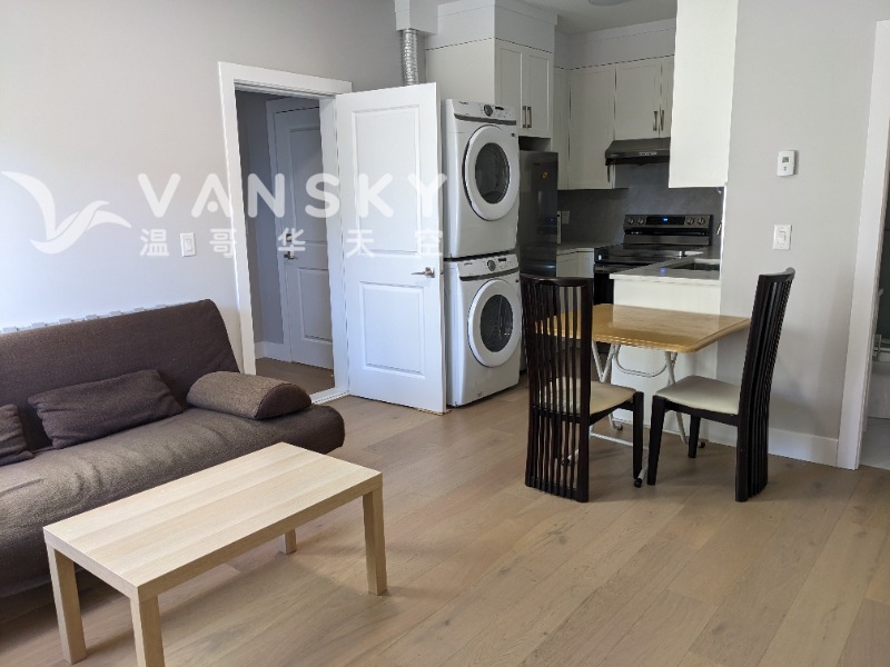 250124213124_01 Living Room.jpg